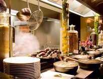 成都酒店厨房设备公司告诉你备餐间的重要性