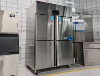 四川智能炒菜机厂家告诉你如何使用直冷冰柜